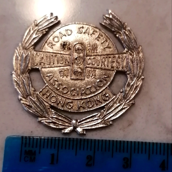 Road Safety Association Hong Kong 🇭🇰  badge - Picture 2 of 2